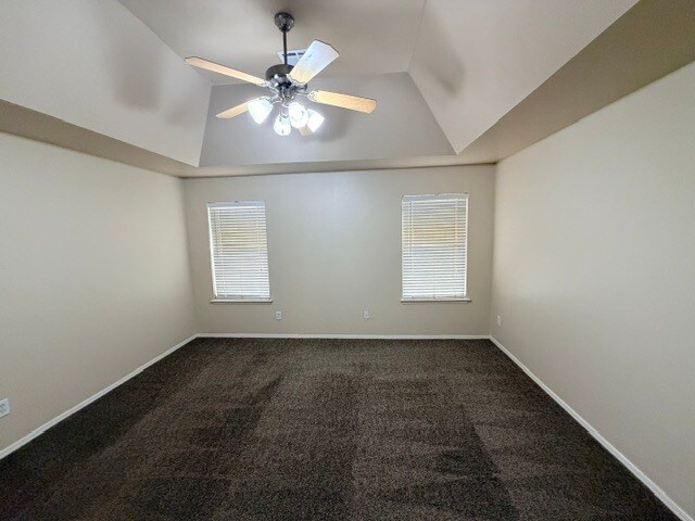 Building Photo - 426 W Pines Way