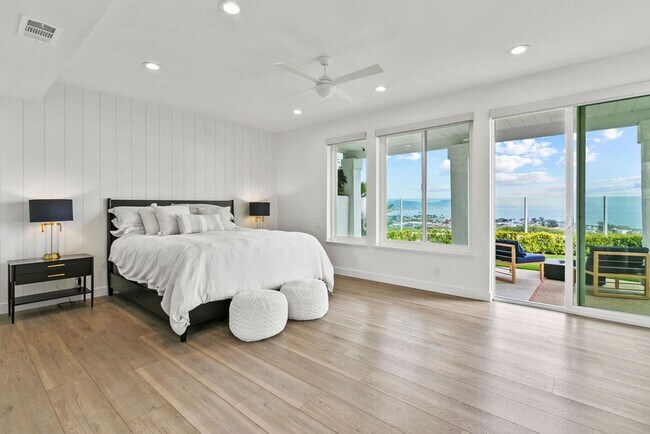 Building Photo - Furnished Coastal Retreat with PANORAMIC Ocean Views!