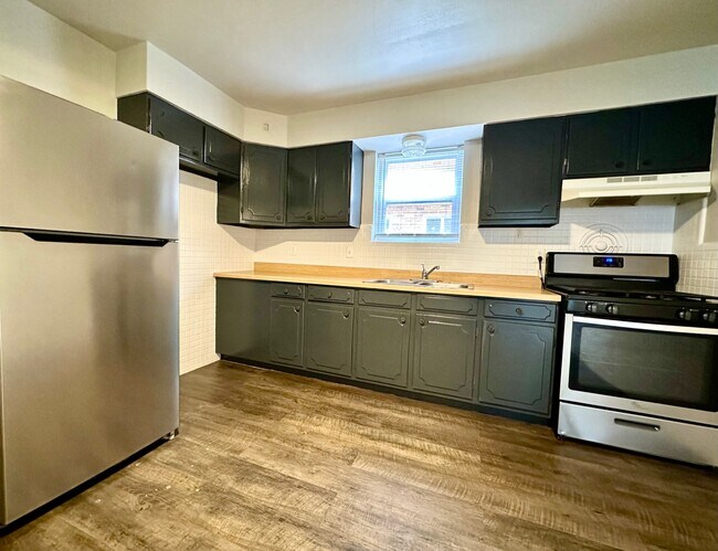 Building Photo - 2907 Lemay Ferry Rd