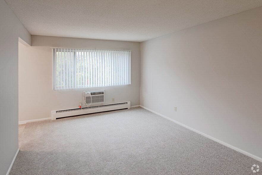 LaBlanche Apartments 390 W Cottage Ave Saint Paul MN 55117