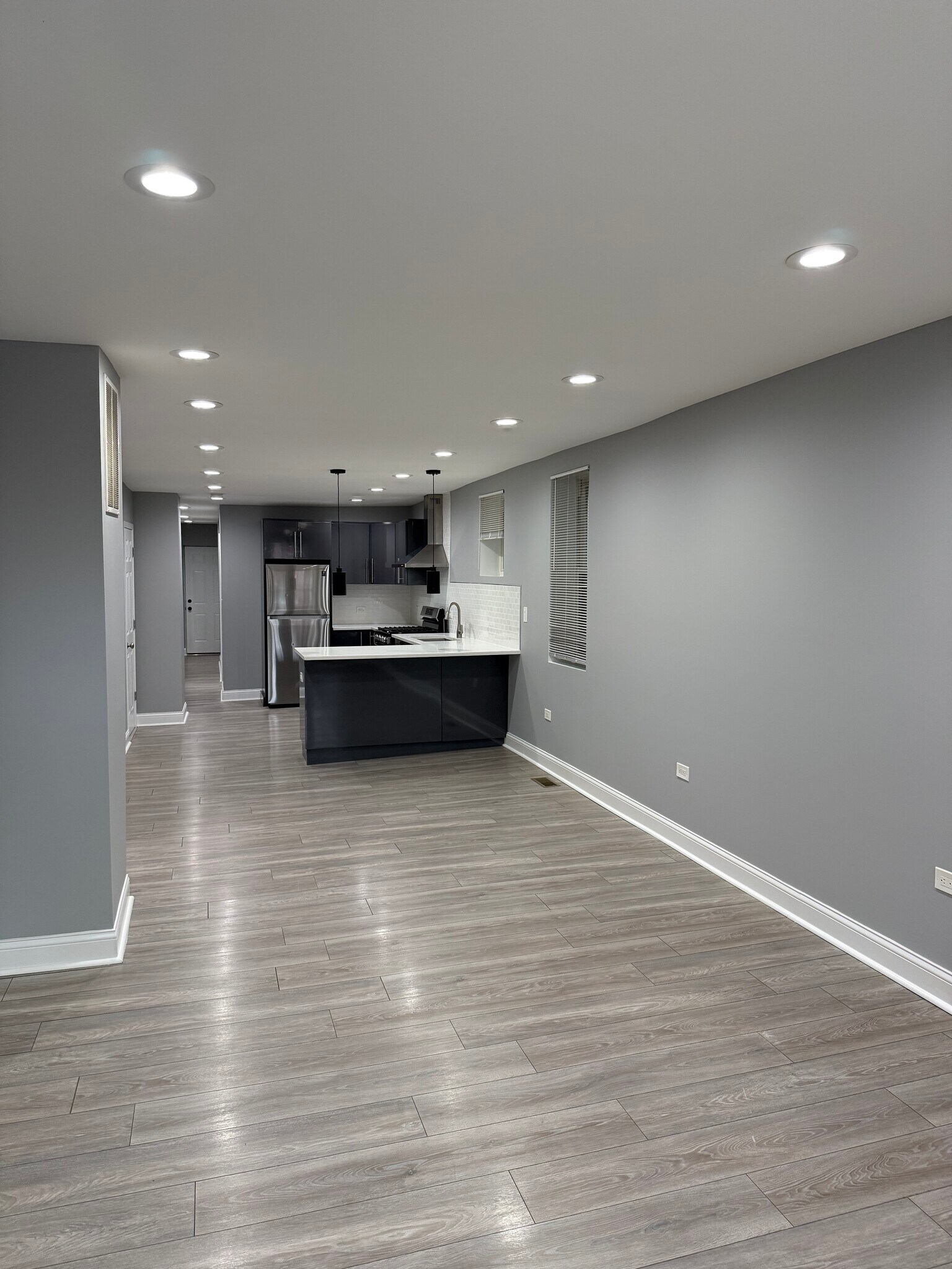 Building Photo - 2251 W Cullerton St