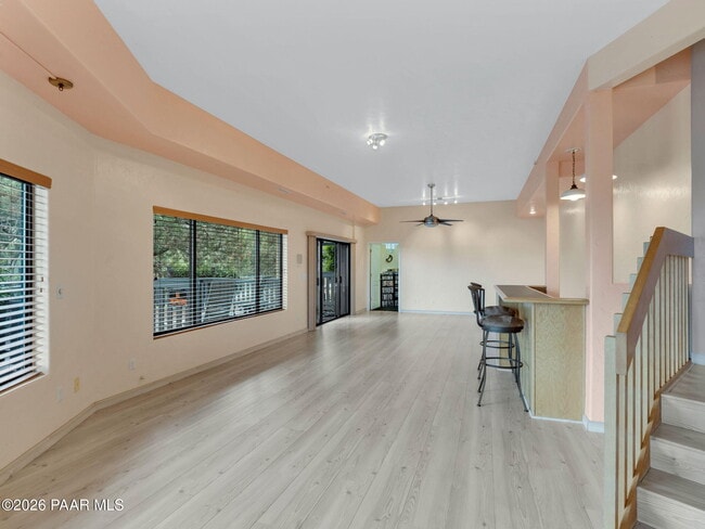 Building Photo - 3160 Rainbow Ridge Dr