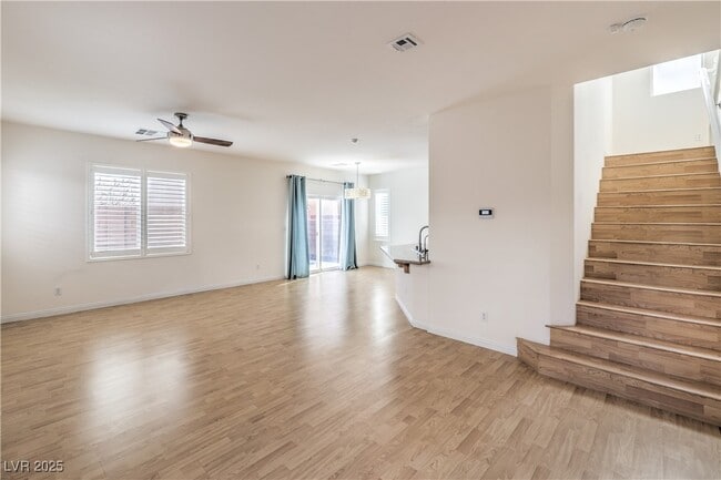 Building Photo - 6206 Clapton Way