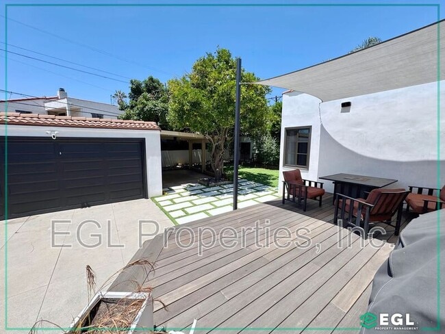 Building Photo - 3927 Degnan Blvd