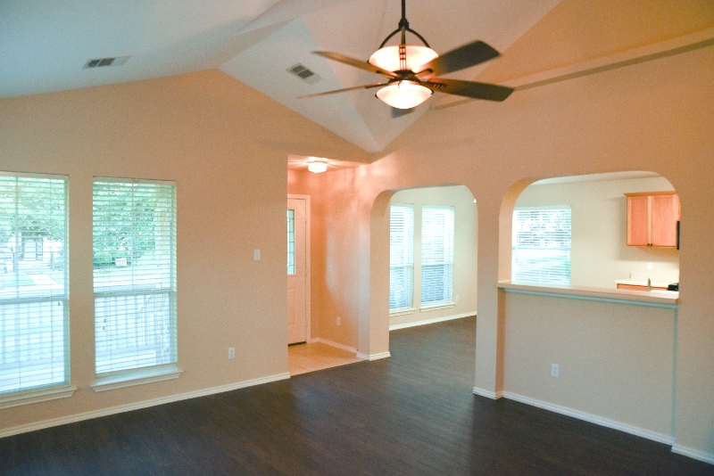 Building Photo - 308 Lava Bed Dr