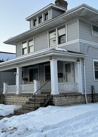 Building Photo - 515-517 Huffman ave