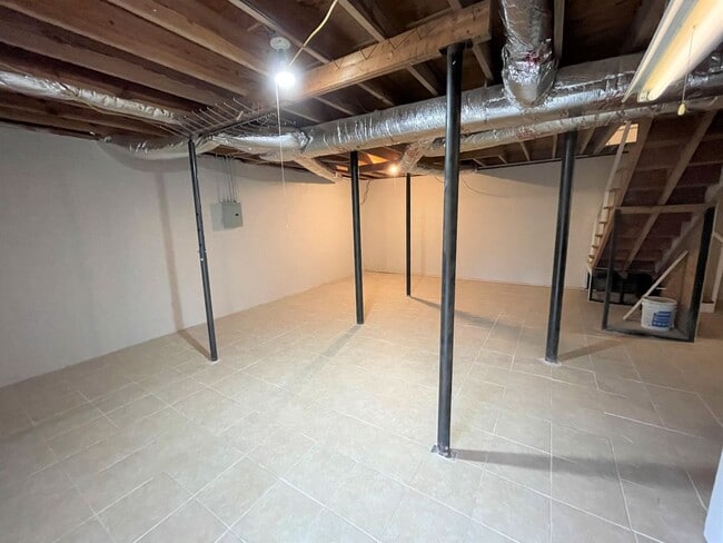 Building Photo - West Athens 4br House for Rent