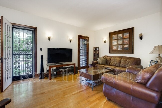 Building Photo - 5600 3rd St NW
