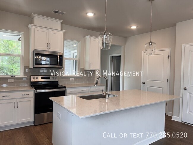 Building Photo - 141 Winding River Dr