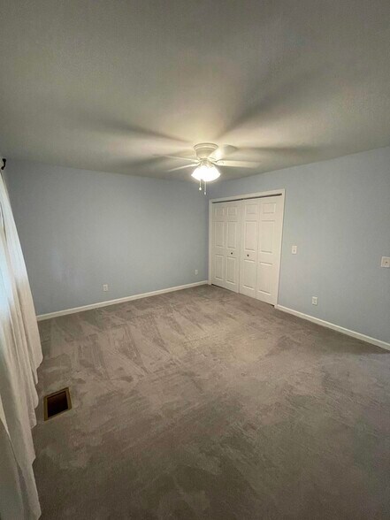 Building Photo - 2110 Bracey Cir