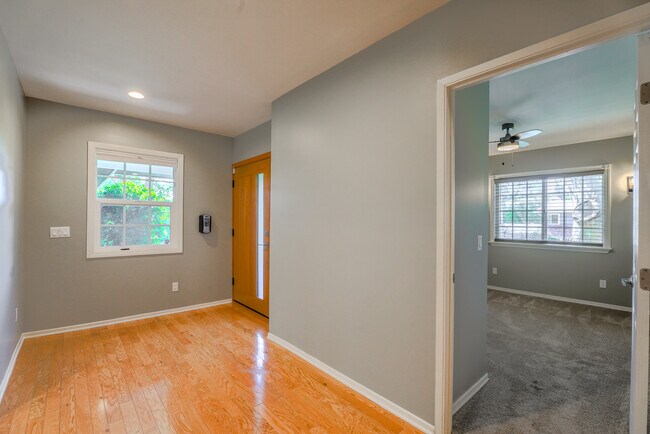 Building Photo - 24332 Hatteras St