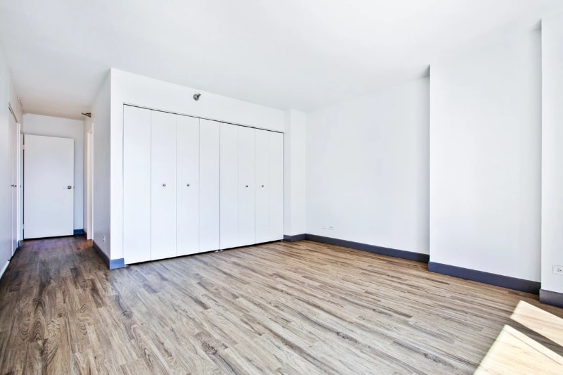 Building Photo - 463 E Ohio St