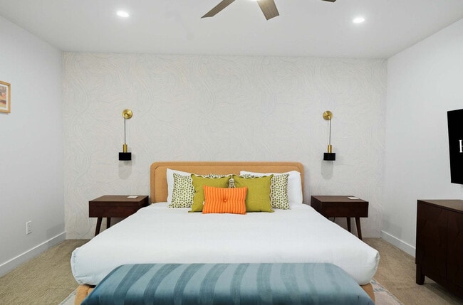 Building Photo - 11802 Hayden Rd