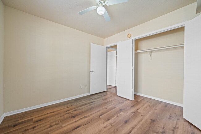 Building Photo - 12407 Fox Trace Ln