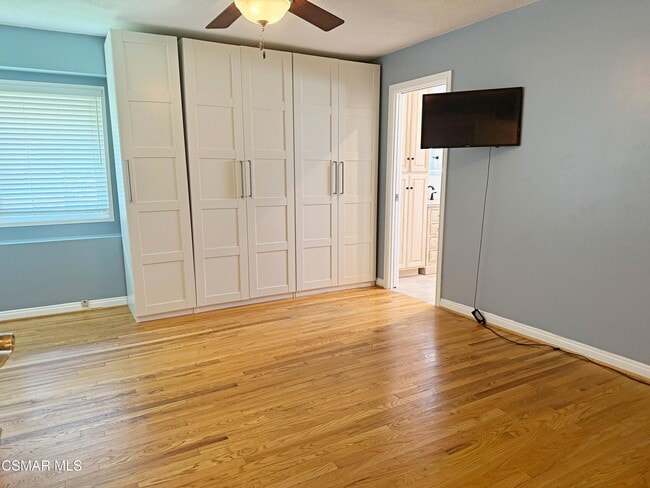 Building Photo - 2257 Hood Dr