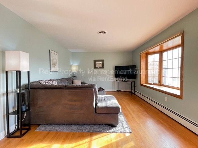 Building Photo - 1508 Chesley Pl