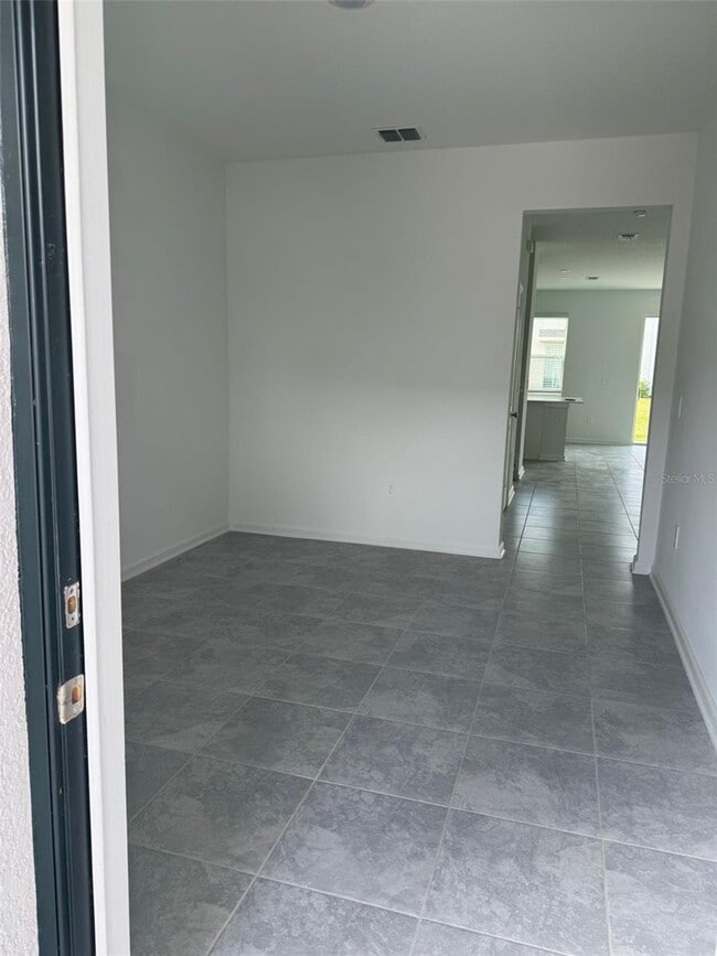 Building Photo - 2938 Savoir Ave