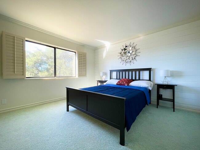 Building Photo - 12927 Guacamayo Ct