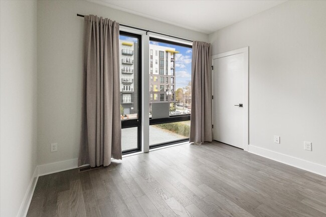 Building Photo - 1225 Minter Pl