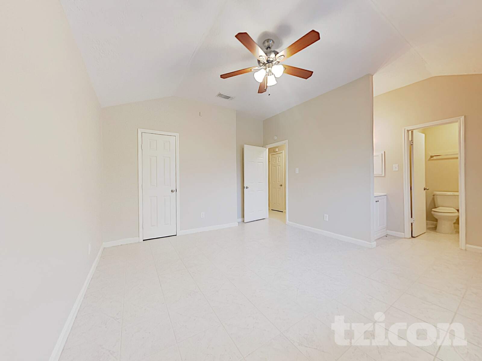 Building Photo - 3446 Edgecreek Dr