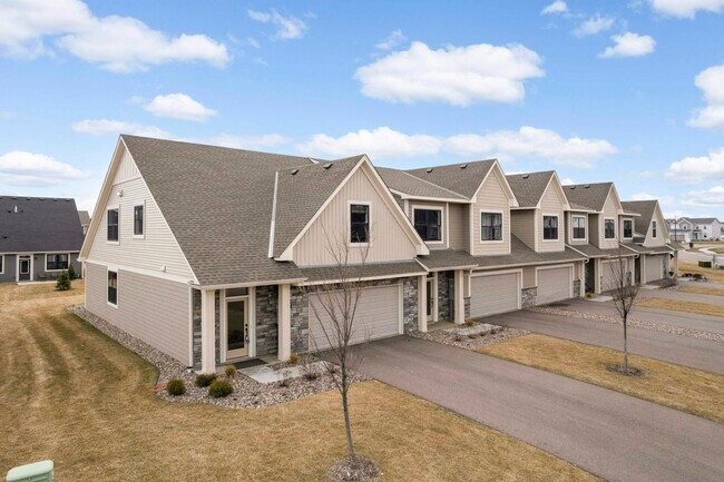 Building Photo - 7070 181st St W