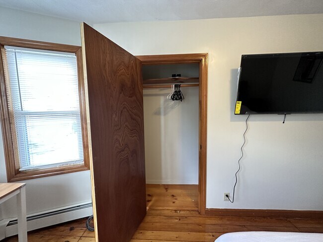 Building Photo - 126 Indiana Ave