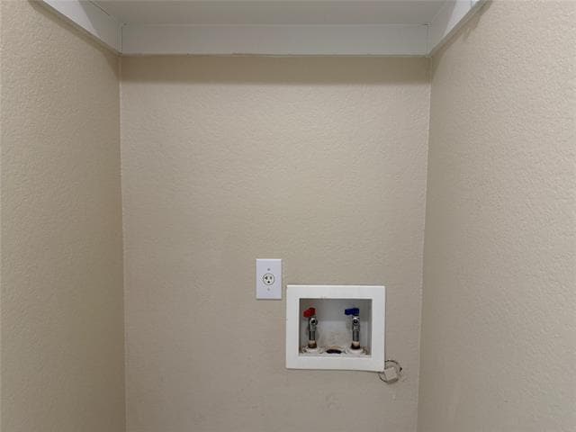 Building Photo - 301 Meadow Lark Ln