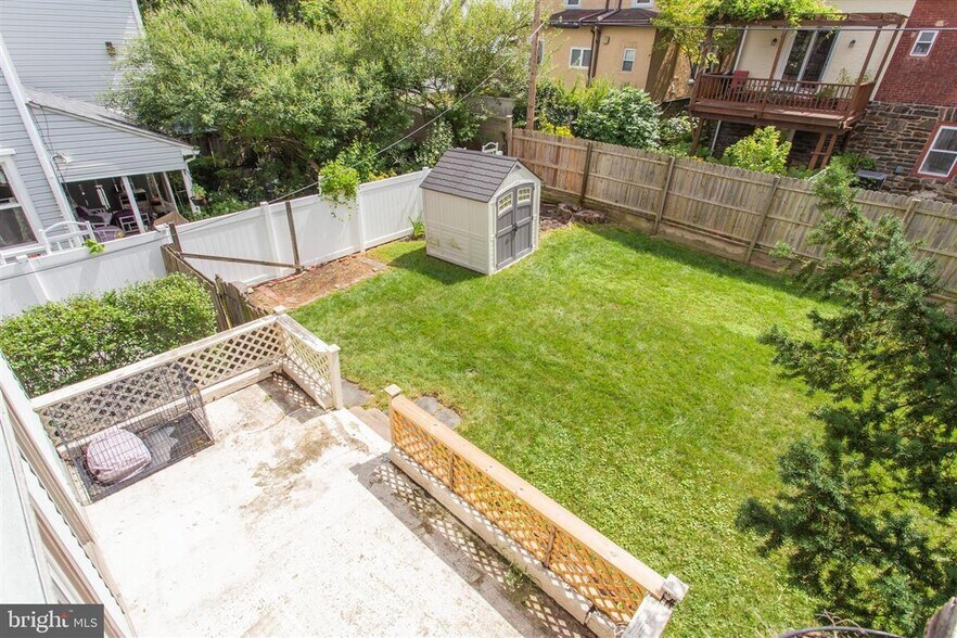 Backyard - 122 Union Ave