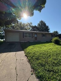 Building Photo - 731 7th Ave NE