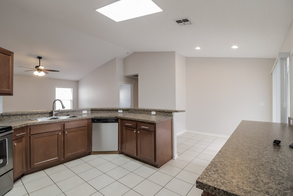 Building Photo - 2833 Picadilly Cir