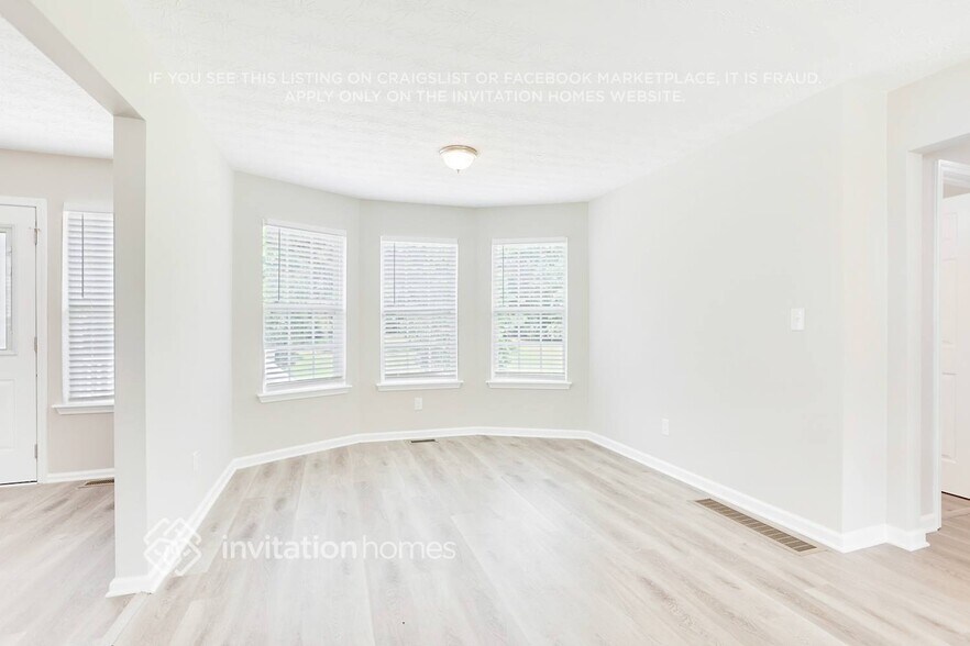 Building Photo - 4103 Lions Gate