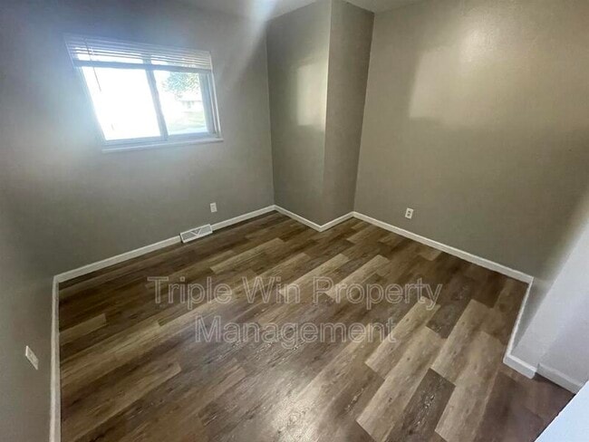 Building Photo - 11930 N Ranch Dr