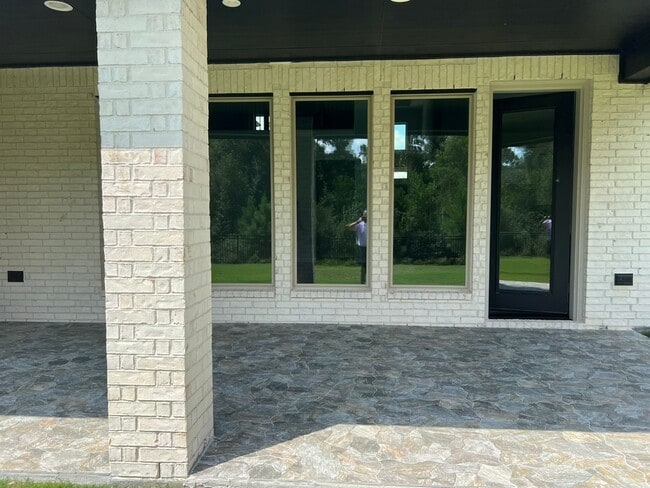 Building Photo - 8546 Burdekin Rd