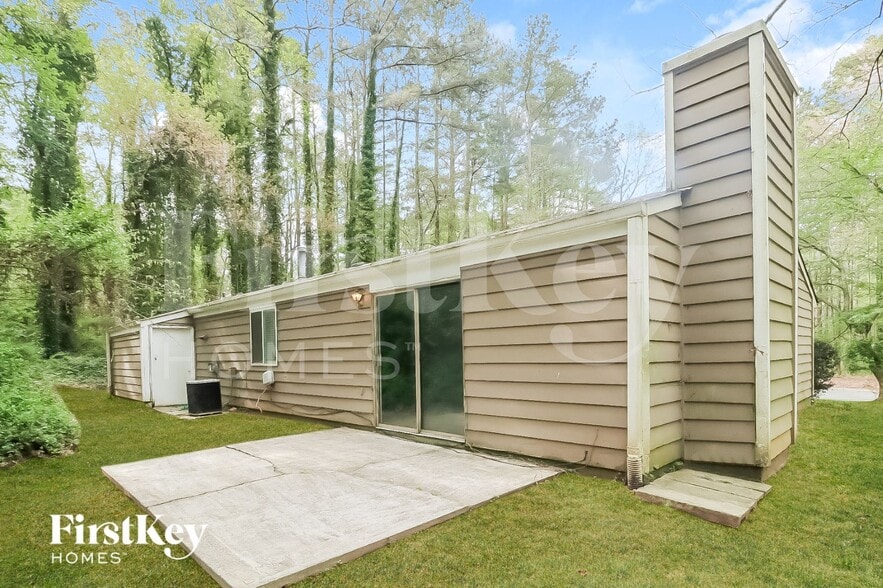 Building Photo - 4788 North Cir