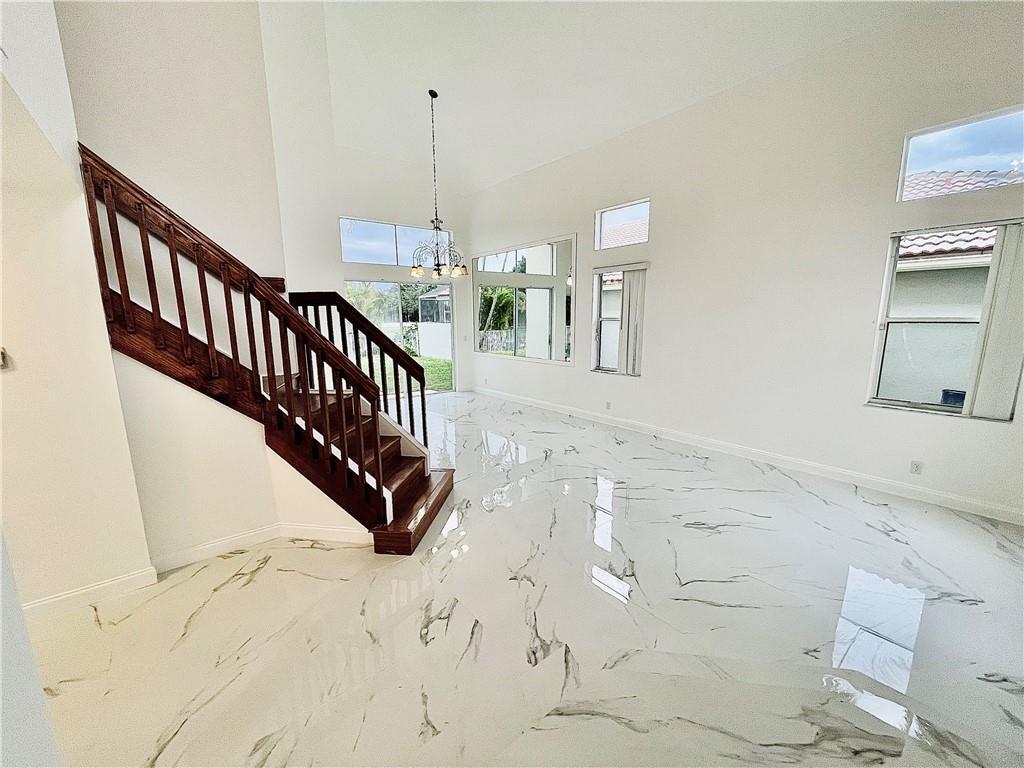 Building Photo - 11041 Harbour Springs Cir