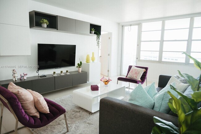 Building Photo - 3725 S Ocean Dr