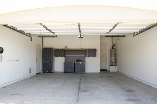 Building Photo - 79882 Viento Dr