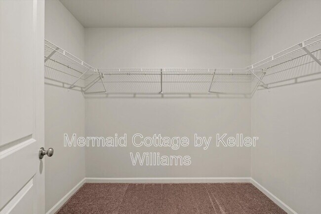 Building Photo - 46 Cedarwood St