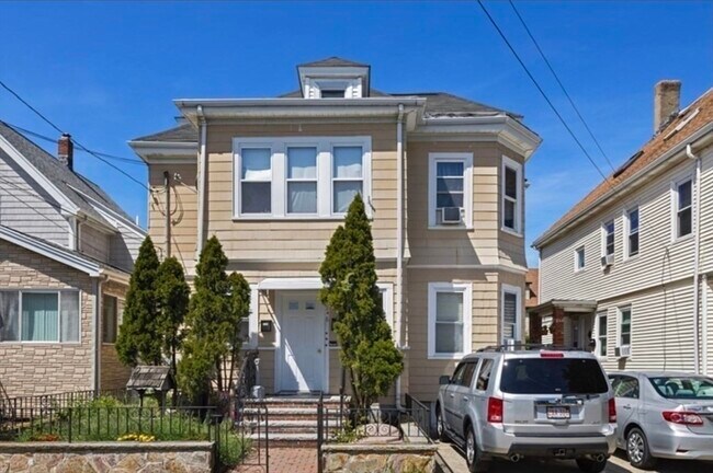 Building Photo - 248 Spring St