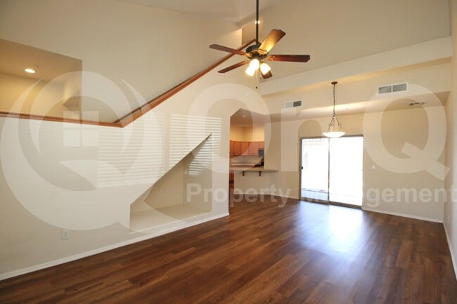 Building Photo - 8078 W Mary Jane Ln