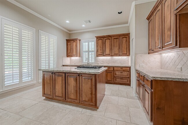 Building Photo - 7206 Spring Meadow Ln