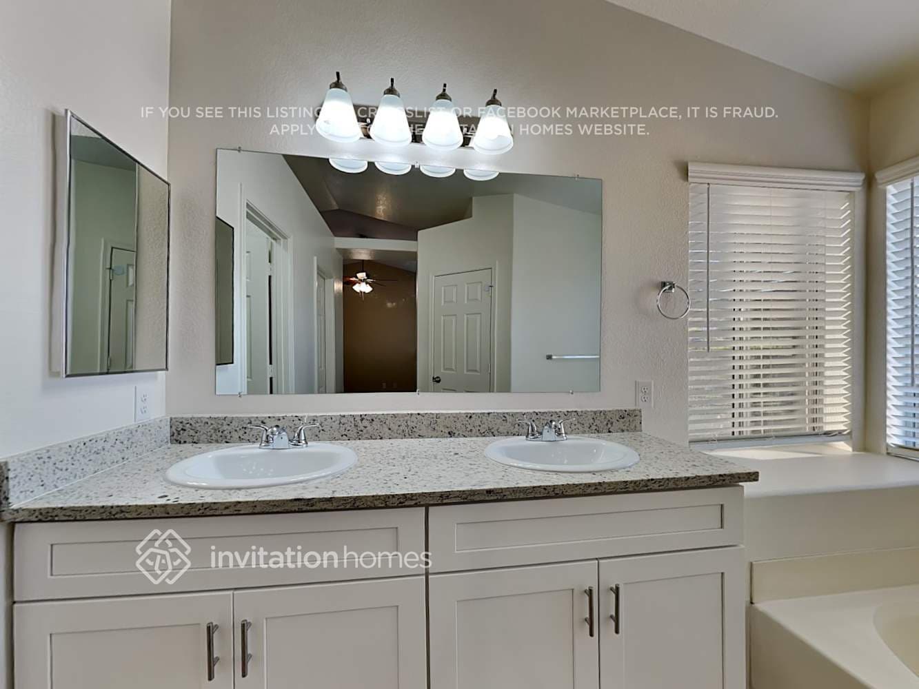 Building Photo - 6752 W Linda Ln