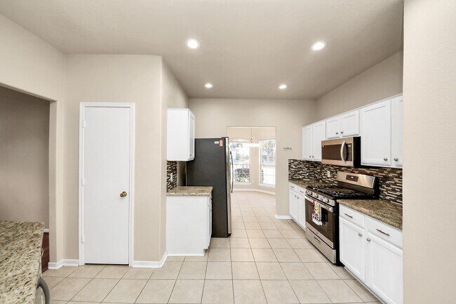 Building Photo - 19438 Juniper Vale Cir