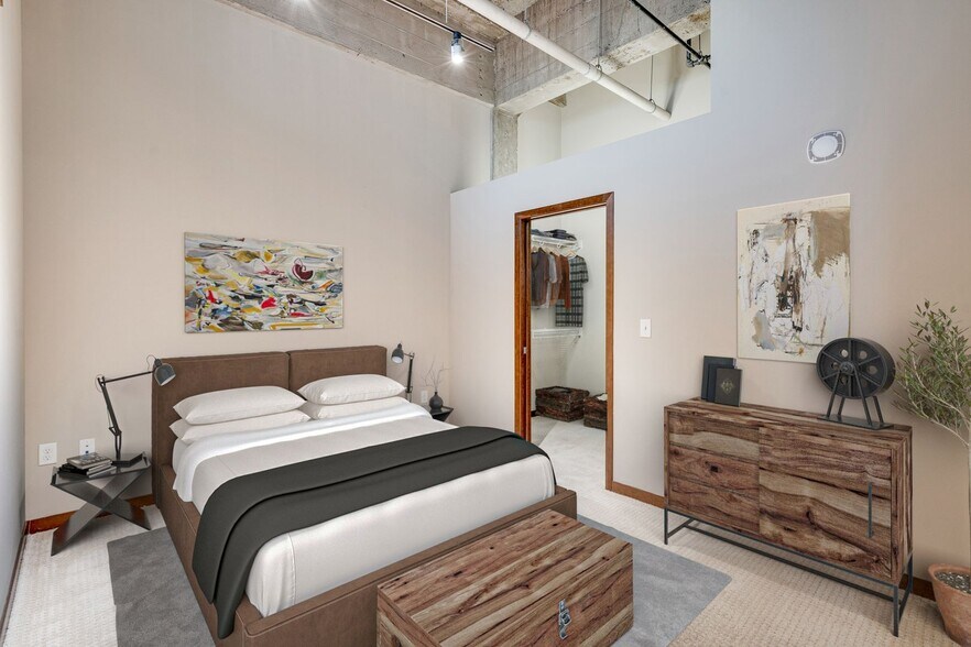 Interior Photo - ElseWarehouse in the North Loop