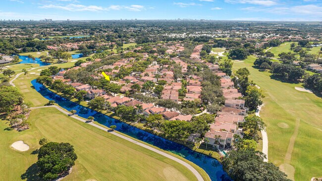 Building Photo - 26 Vía Aurelia