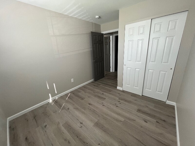 Building Photo - 4467 Glendale Dr