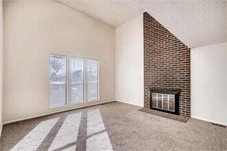 Building Photo - 2 car attached garage, located near Greenway Park Golf Course, pool, tennis courts and clubhouse....