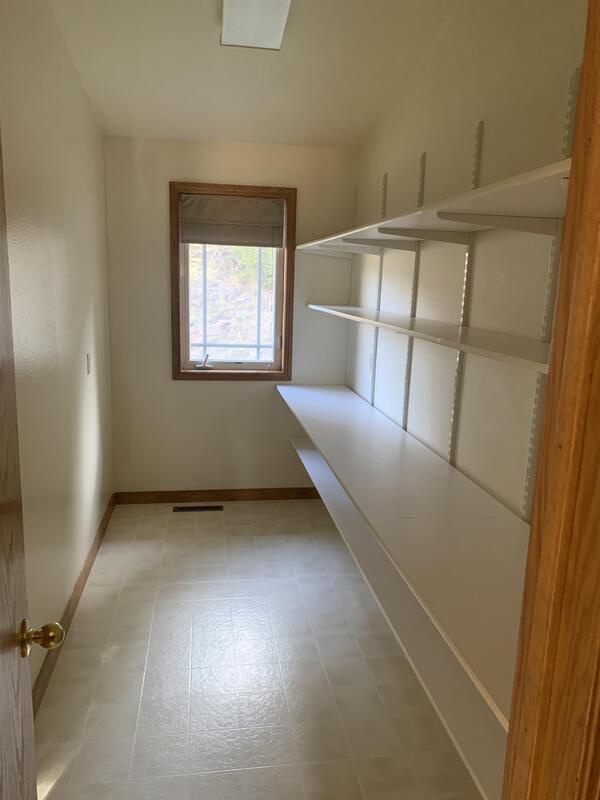 Building Photo - 10049 Little Prickly Pear Rd