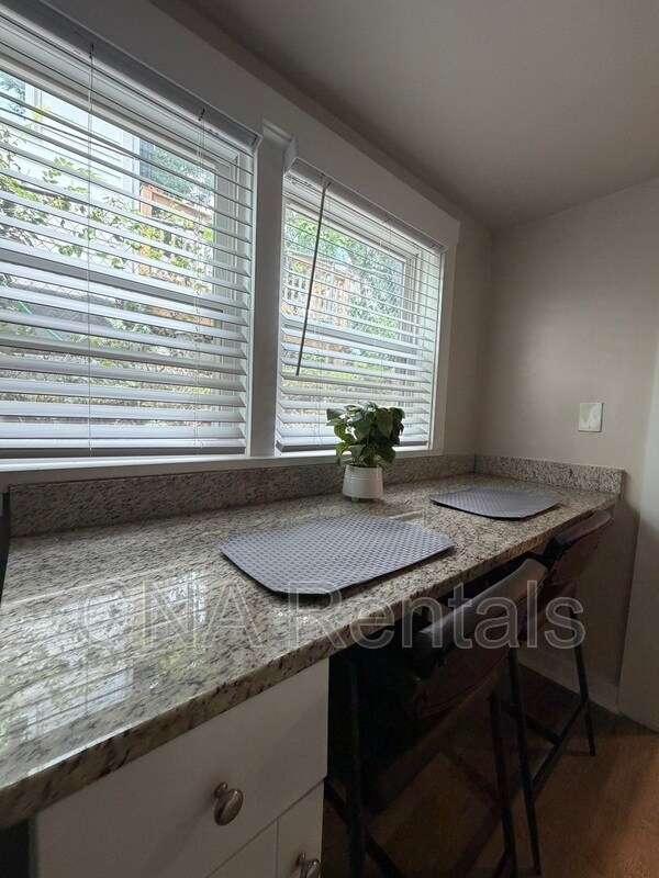 Building Photo - 539 Paines Ave NW