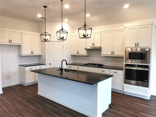 Building Photo - 2510 Lovegrass Ln